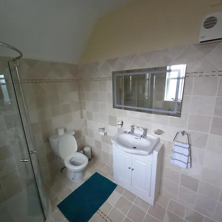 Chestnut Leitrim بيت للعطل Manorhamilton